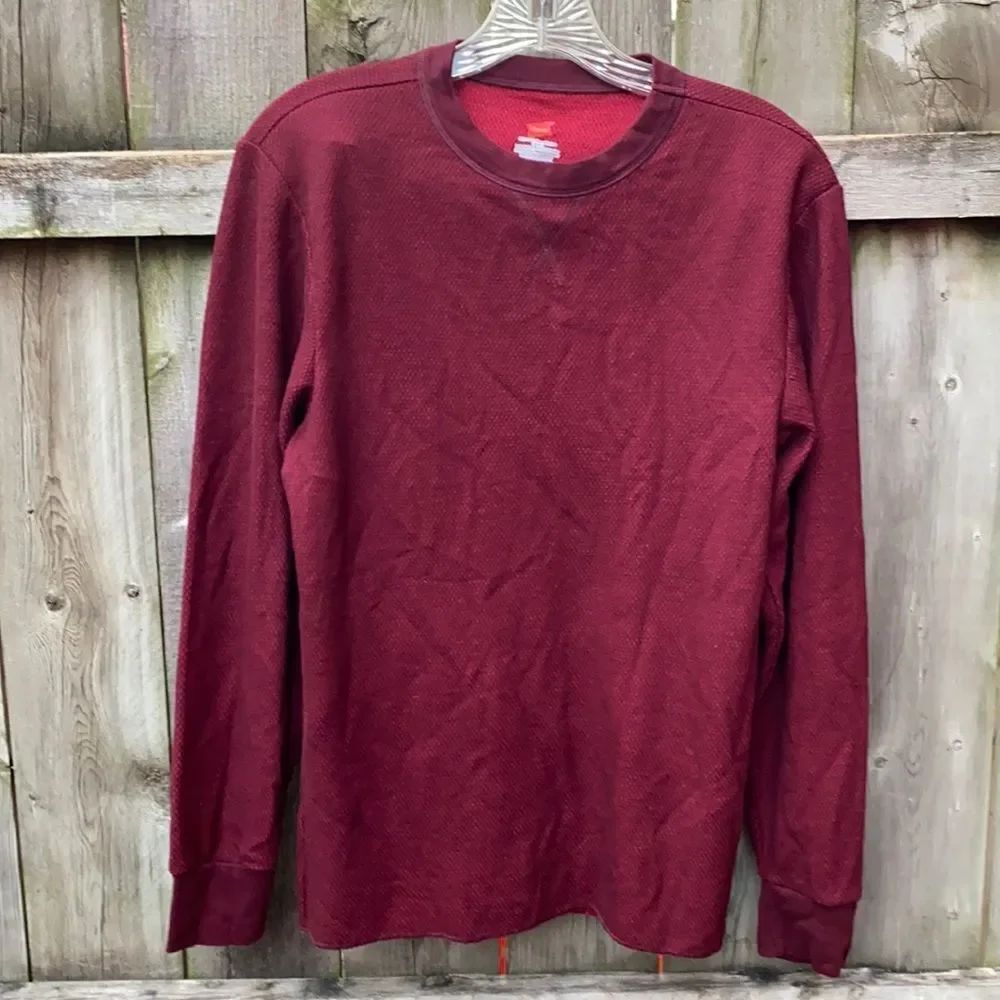 Hanes burgundy sweat shirt sz. M